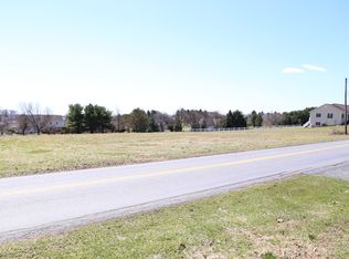 2810 Rising Sun Rd, Schnecksville, PA 18080