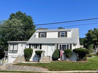 70 Elm Ave, Fairview, NJ 07022