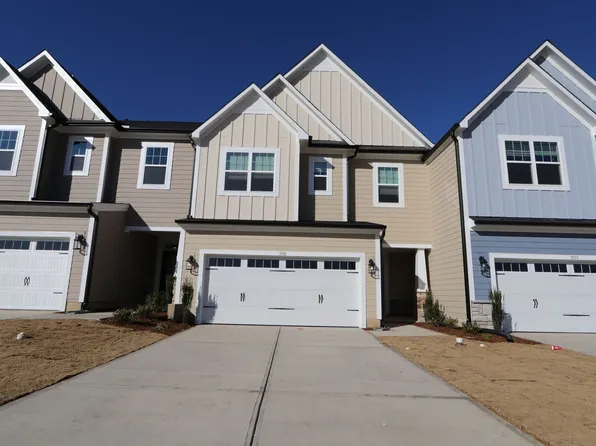 3116 Cathedral Comb Dr, Apex, NC 27502