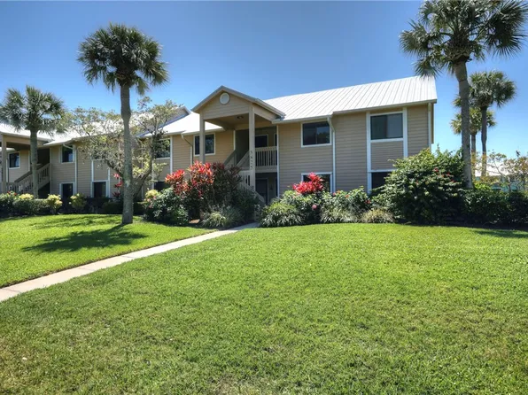 5825 Marina Dr APT 3, Sebastian, FL 32958