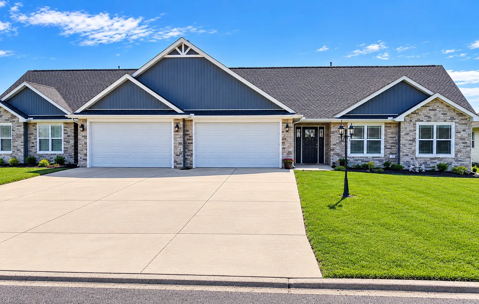 3 bed, 1620 sqft, $2,500 — Photo 1