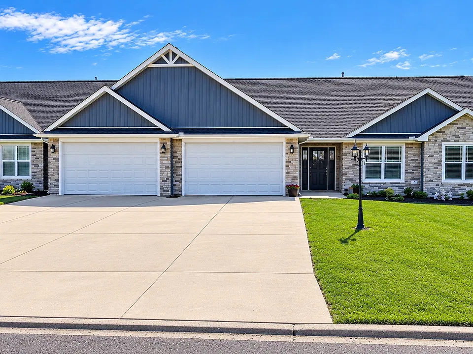 1938 Mayflower Dr