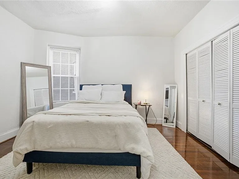 1015 Colonial Ave #4 — Photo 19