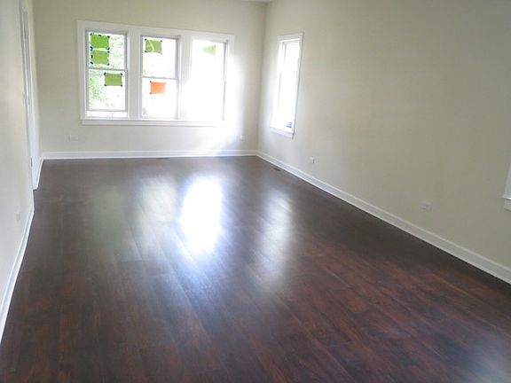 2nd image of 1328 S 49th Ct