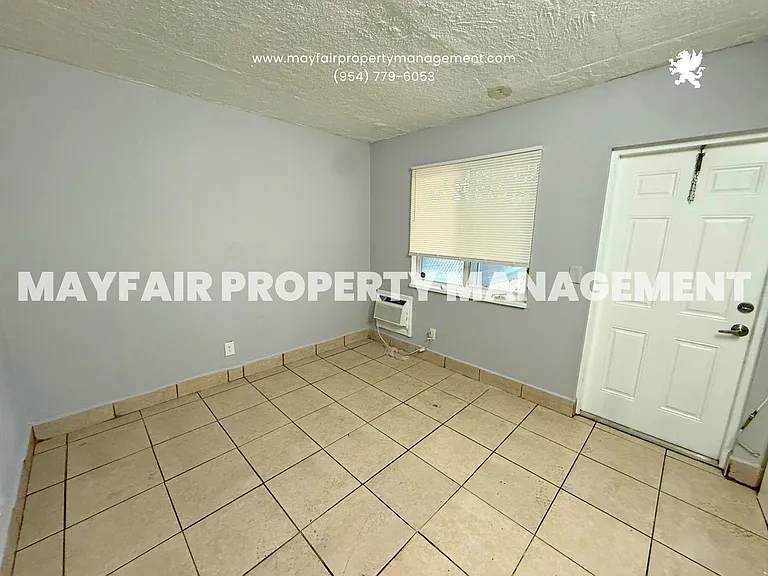 100 NW 30th Ave #4 — Photo 6