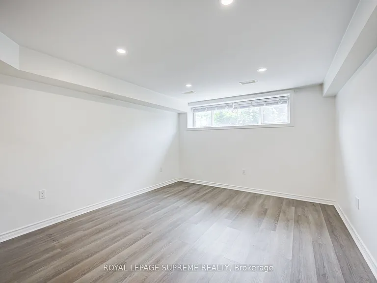 27 Dalrymple Dr — Photo 11