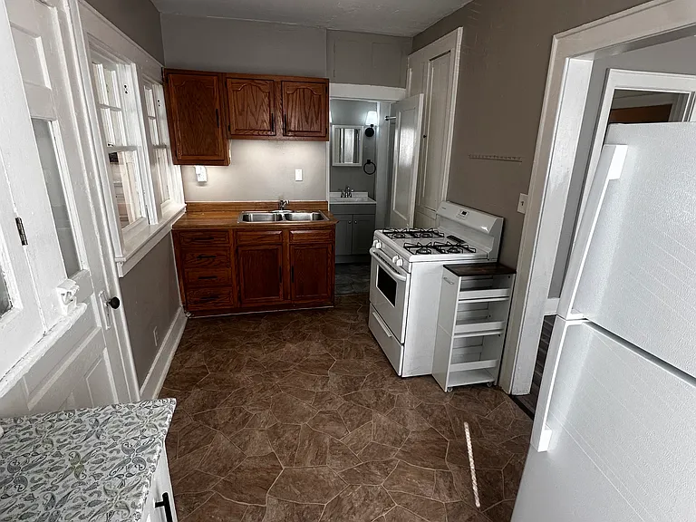 1106 Church St #4 — Photo 10