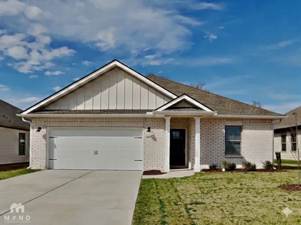 15697 Ruthie Lynn Dr, Athens, AL 35613