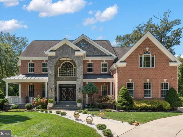 7331 Calvert St, Annandale, VA 22003