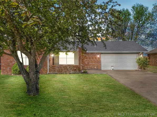 2926 S Main St, Sapulpa, OK 74066