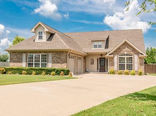 305 Sherborne Ct, Florence, AL 35633