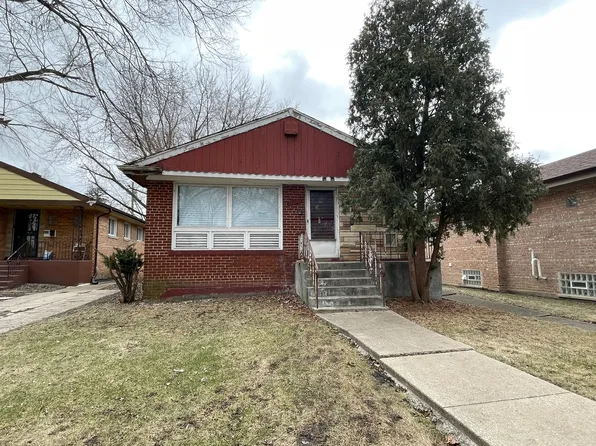 210 Calumet Blvd, Harvey, IL 60426