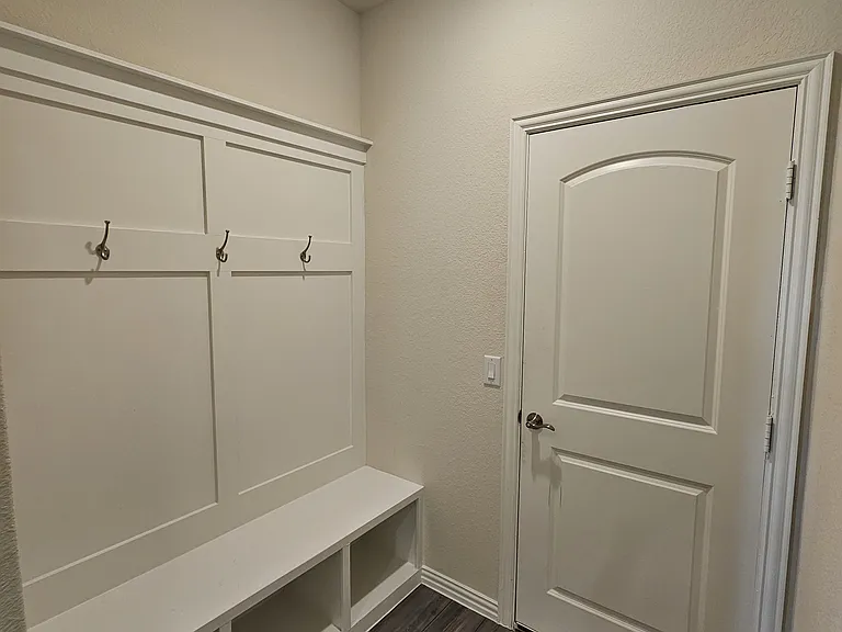 2038 Celebration Ln — Photo 5
