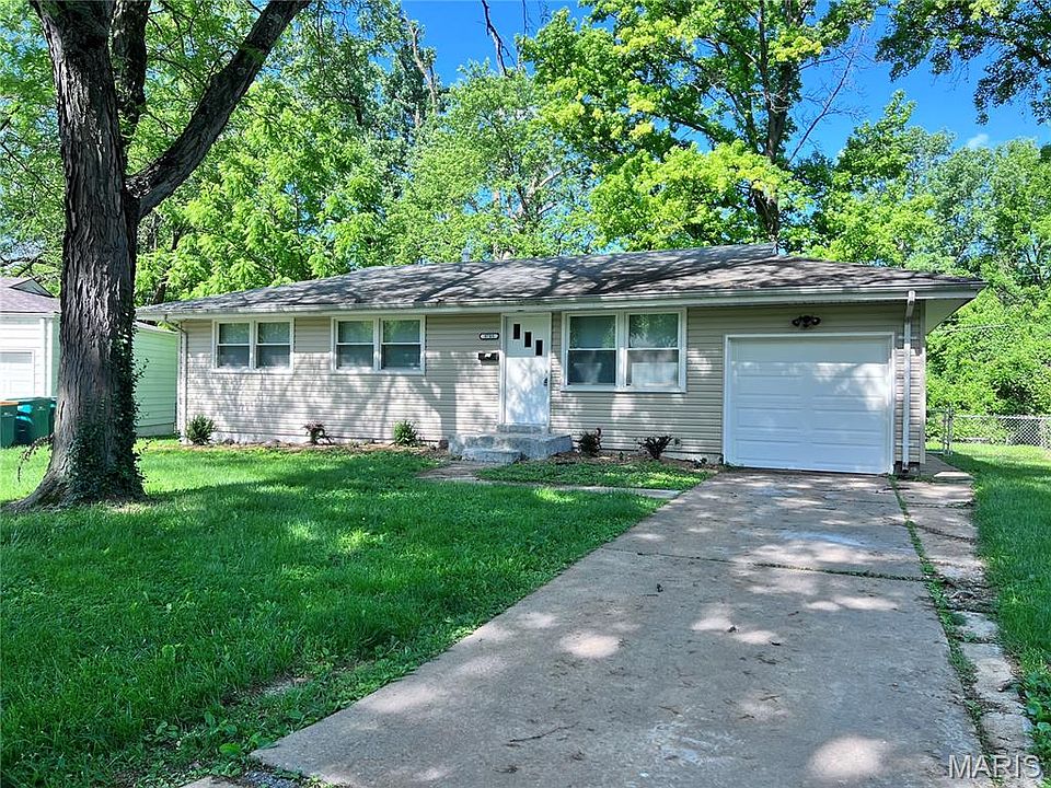 9705 Calumet Dr, Saint Louis, MO 63137 | Zillow
