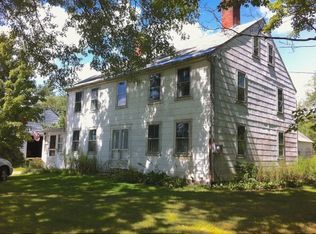 41 Chester Rd, Raymond, NH 03077