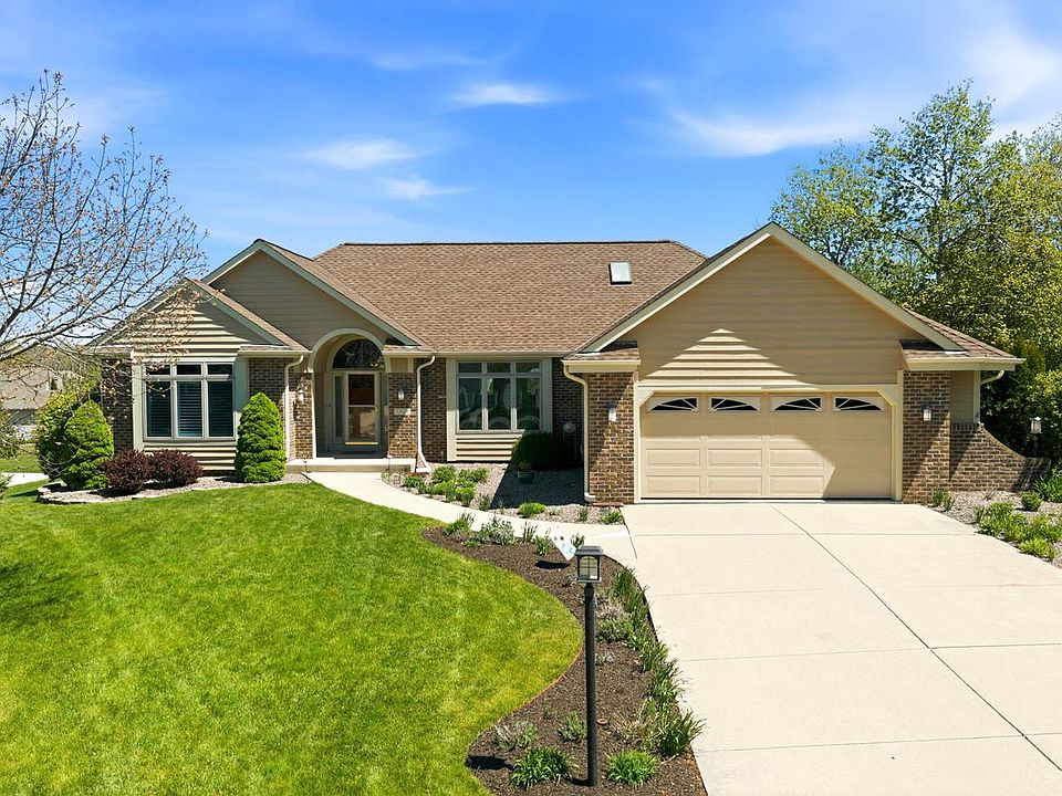 1st image of 13230 W Foxwood DRIVE