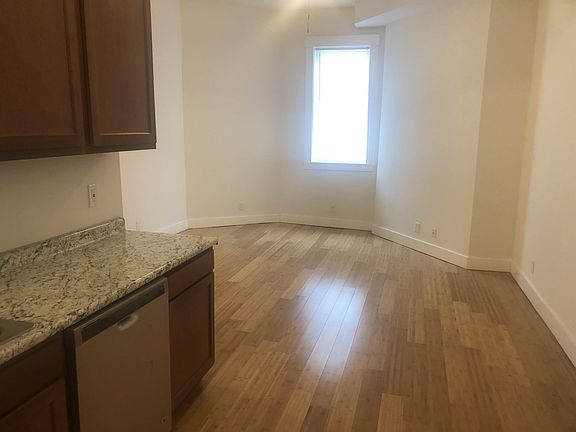 3rd image of 225-227 Gilman Ave #225-1