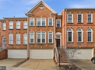 1806 Brentridge St, Vienna, VA 22182