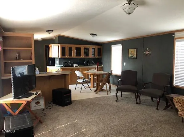 215 Efferts St, Outlook, MT 59252