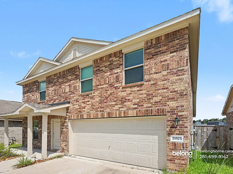 21523 Casavatore Dr — Photo 2