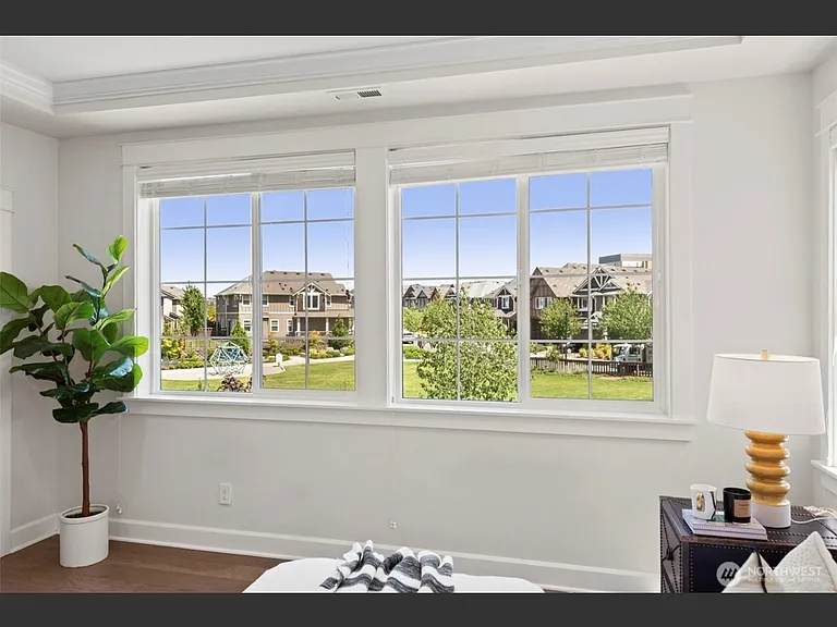 415 5th Ave NE — Photo 14