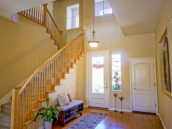 3rd image of 22415 Majestic Ct