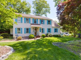 1730 Kingscross Rd, Midlothian, VA 23114