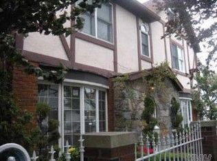 16448 85th St, Howard Beach, NY 11414