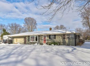 3010 104th Ave, Zeeland, MI 49464