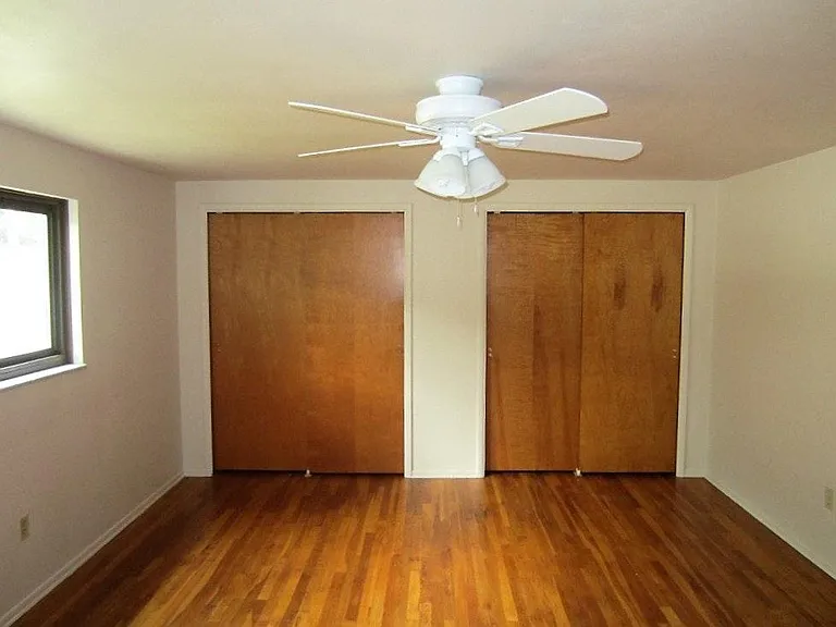 3403 N Hills Rd — Photo 11