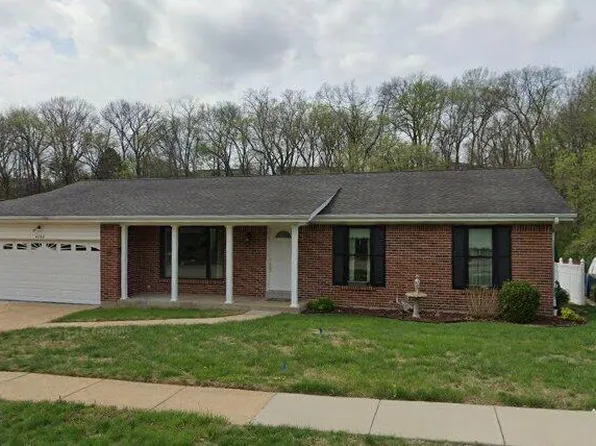 4768 Longspur Dr, Saint Louis, MO 63128