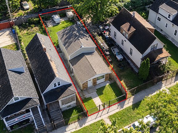 2nd image of 6733 S Throop St
