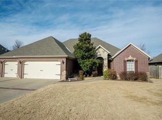 728 Amethyst Ave, Springdale, AR 72764
