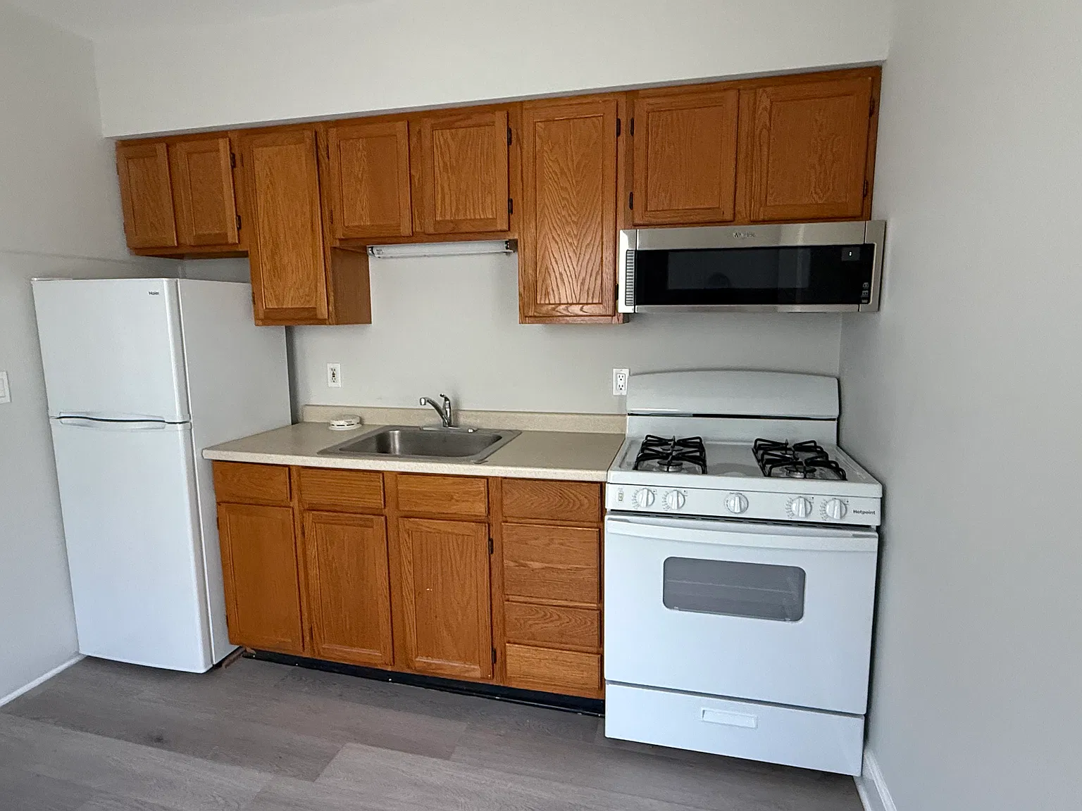 2 bed, $2,350 — Photo 3