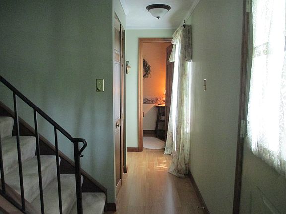 Hall to Powder room