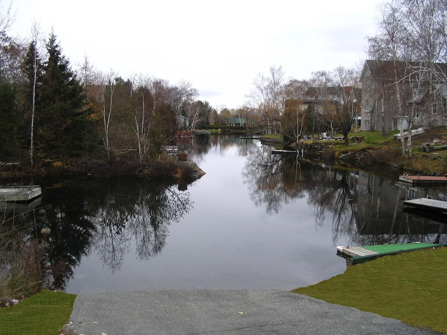 Point Of View Apartments — Photo 3