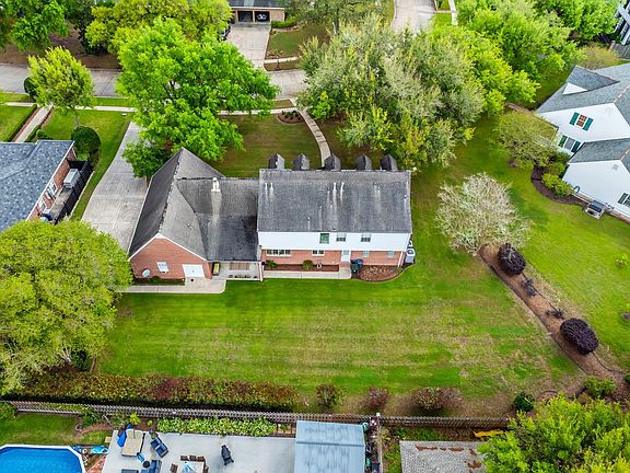 4th image of 302 Keystone Loop