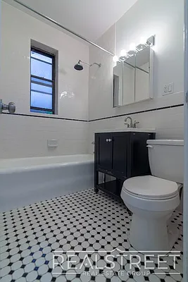 Rented by Real Street Inc | media 6