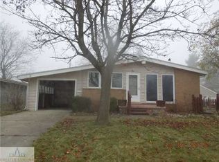 2311 Ridgeline Dr, Lansing, MI 48912