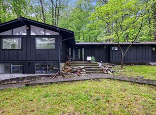 22 White Birch Dr, Pomona, NY 10970
