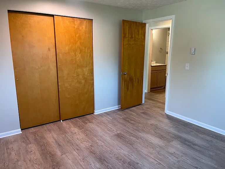 1005 Johnson St #6 — Photo 10