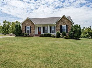 1010 N 1st St, Westmoreland, TN 37186