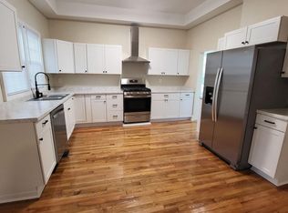 500 Carthage Rd ROOM A, Lumberton, NC 28358