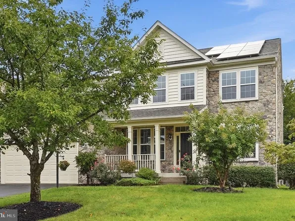 8089 Tysons Oaks Ct, Gainesville, VA 20155