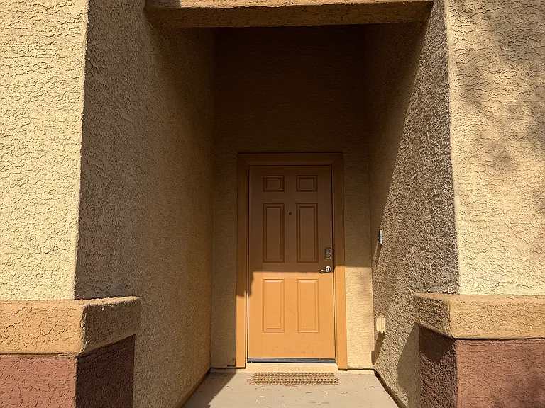 6853 S Portugal Ave — Photo 38