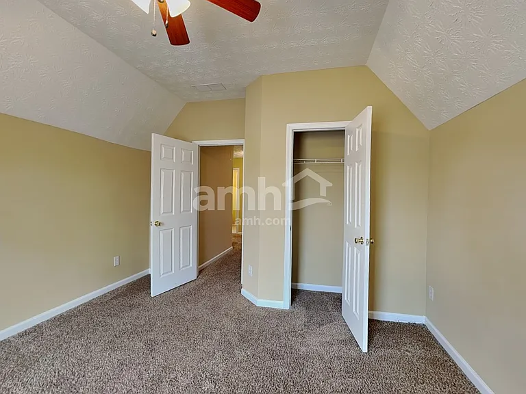 2041 Vintage Oaks Dr — Photo 22
