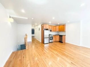 787 Greene Ave #1B, Brooklyn, NY 11221