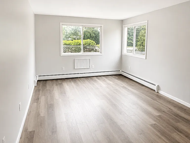 Crestview Estates — Photo 15