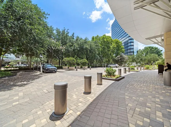 1901 Post Oak Blvd, Houston, TX