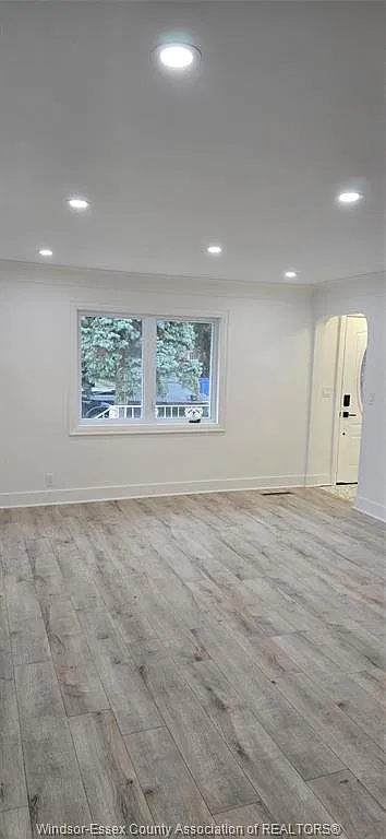 3 bed, $2,300 — Photo 4